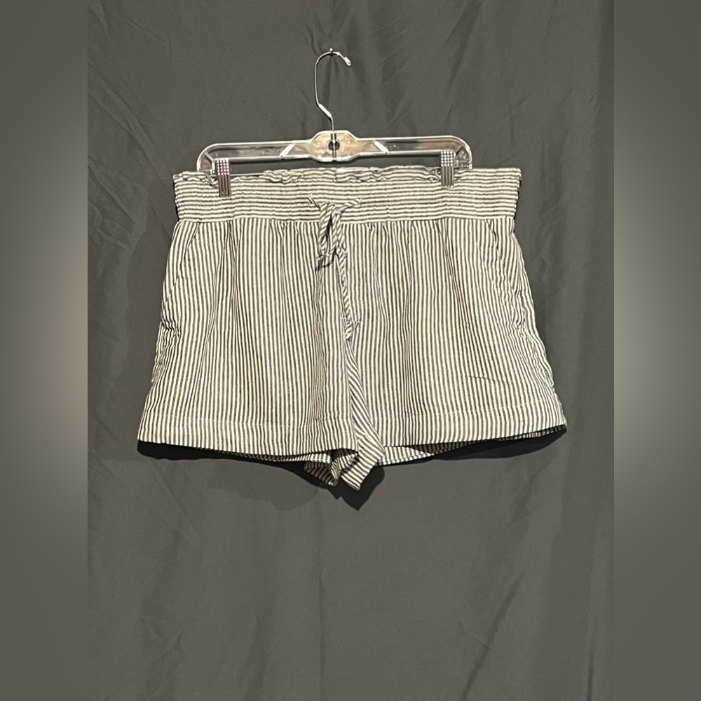 A New Day Paperbag shorts